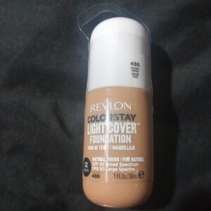 New Revlon Colorstay Light Cover Foundation